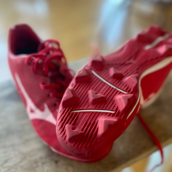 Mizuno Kids' Wave Lightrevo Baseball Cleats size 4.5 girls - Picture 2 of 3